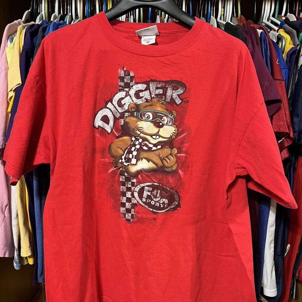 Chase authentics 2000s red